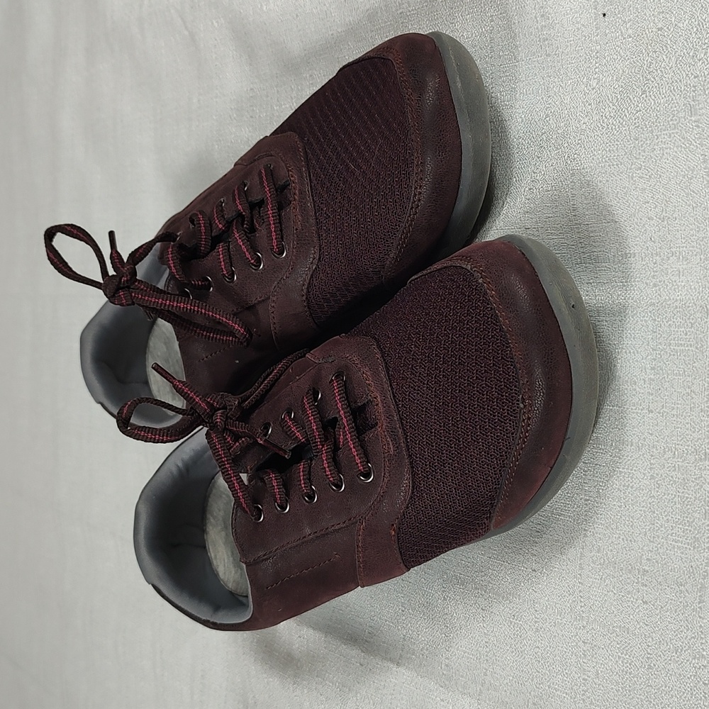 Clark Maroon Purple Grape Cloud Steppers Lace Up Tennis Sneakers Women Size 10
